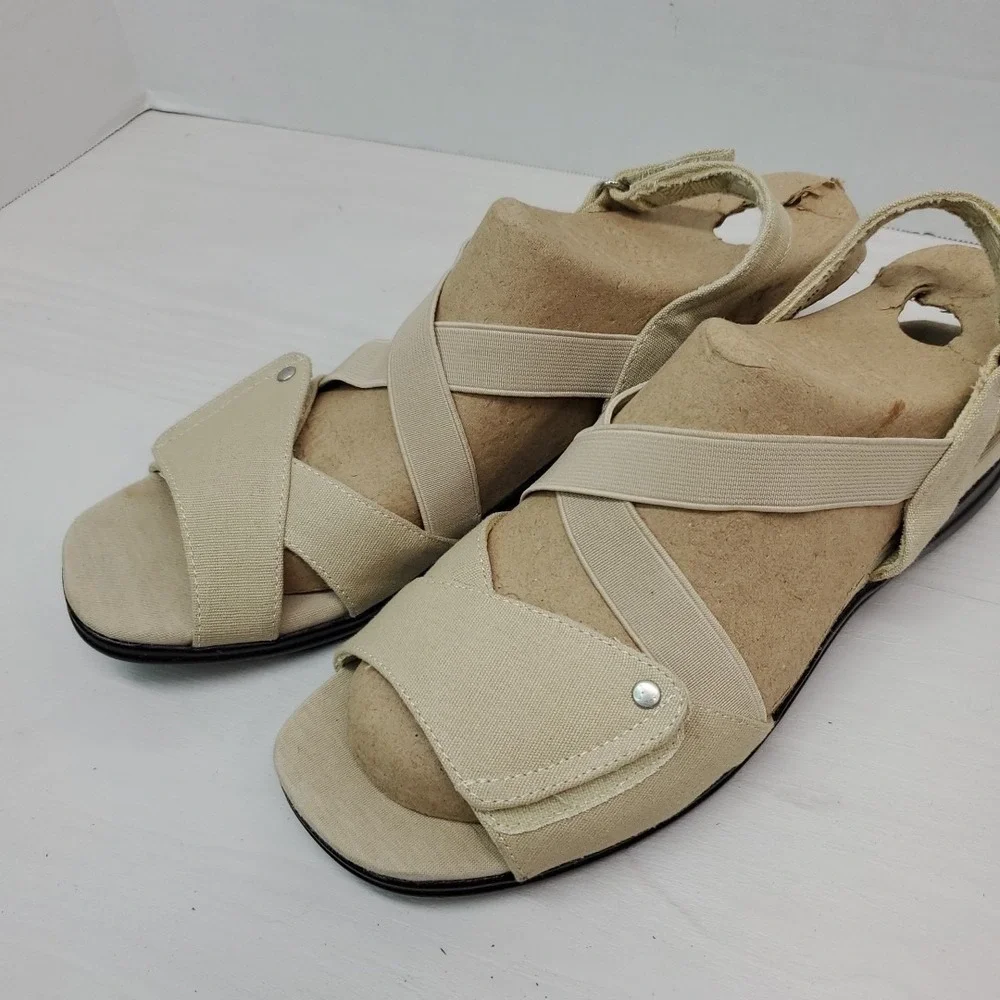 Grasshoppers Ortholite Beige Strappy Sandals Womens Size 9M EUC Purefit Comfort